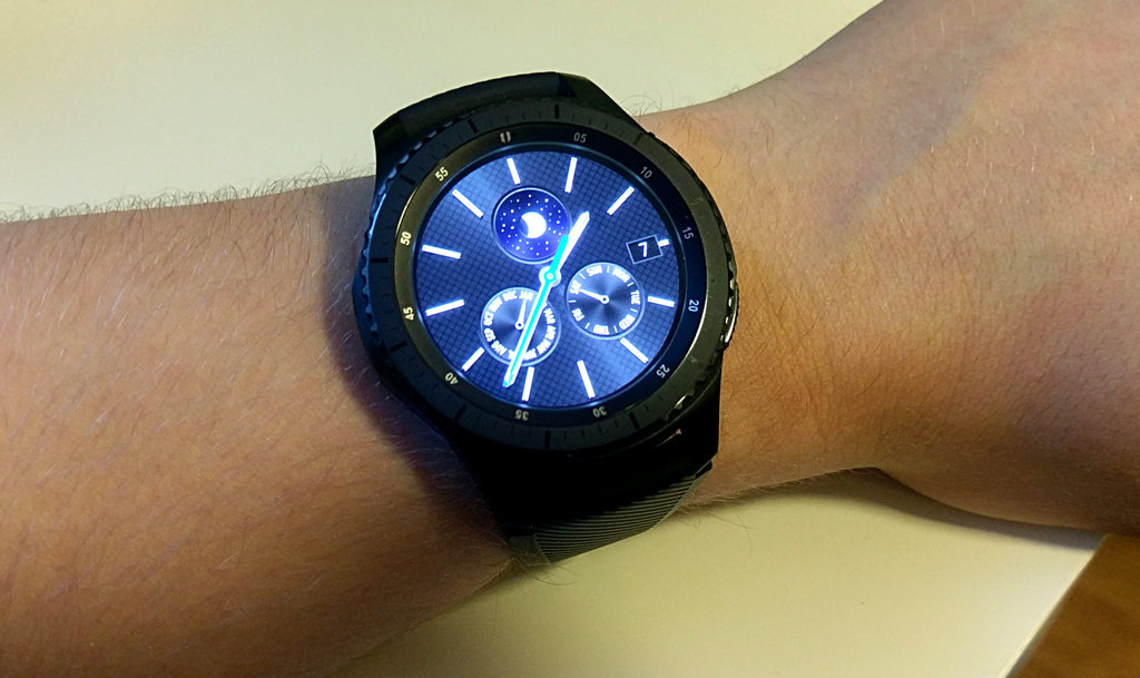 Arvostelu: Samsung Gear S3