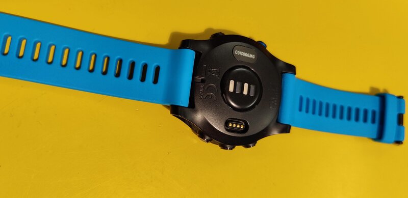 Garmin Forerunner 945 takaa